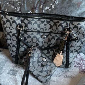 Peyton Pocket Tote Black Gray Silver Purse Handbag